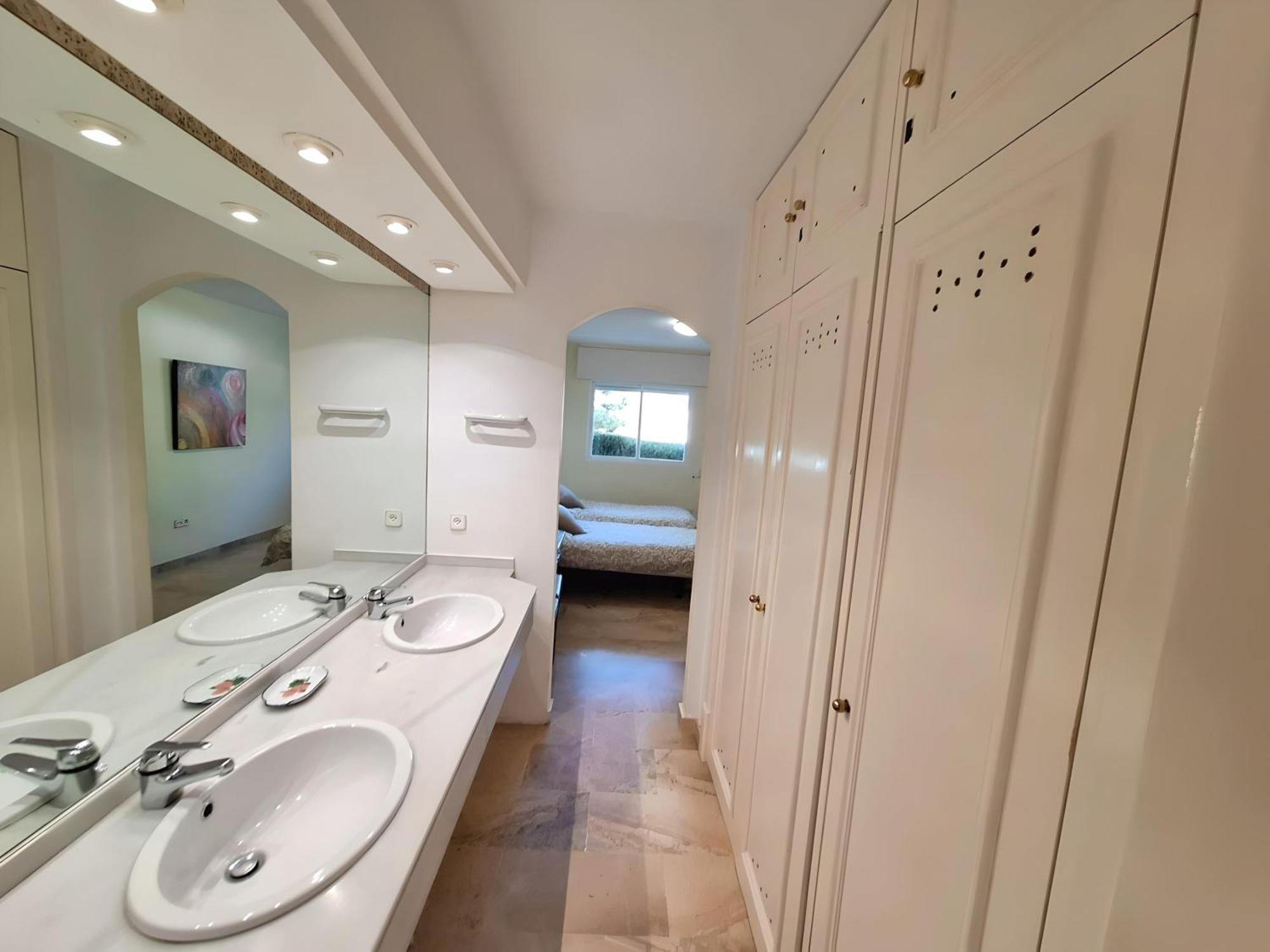 Gorgeous 2Br Apt. W/ Mountain View Puerto Banus マルベーリャ エクステリア 写真