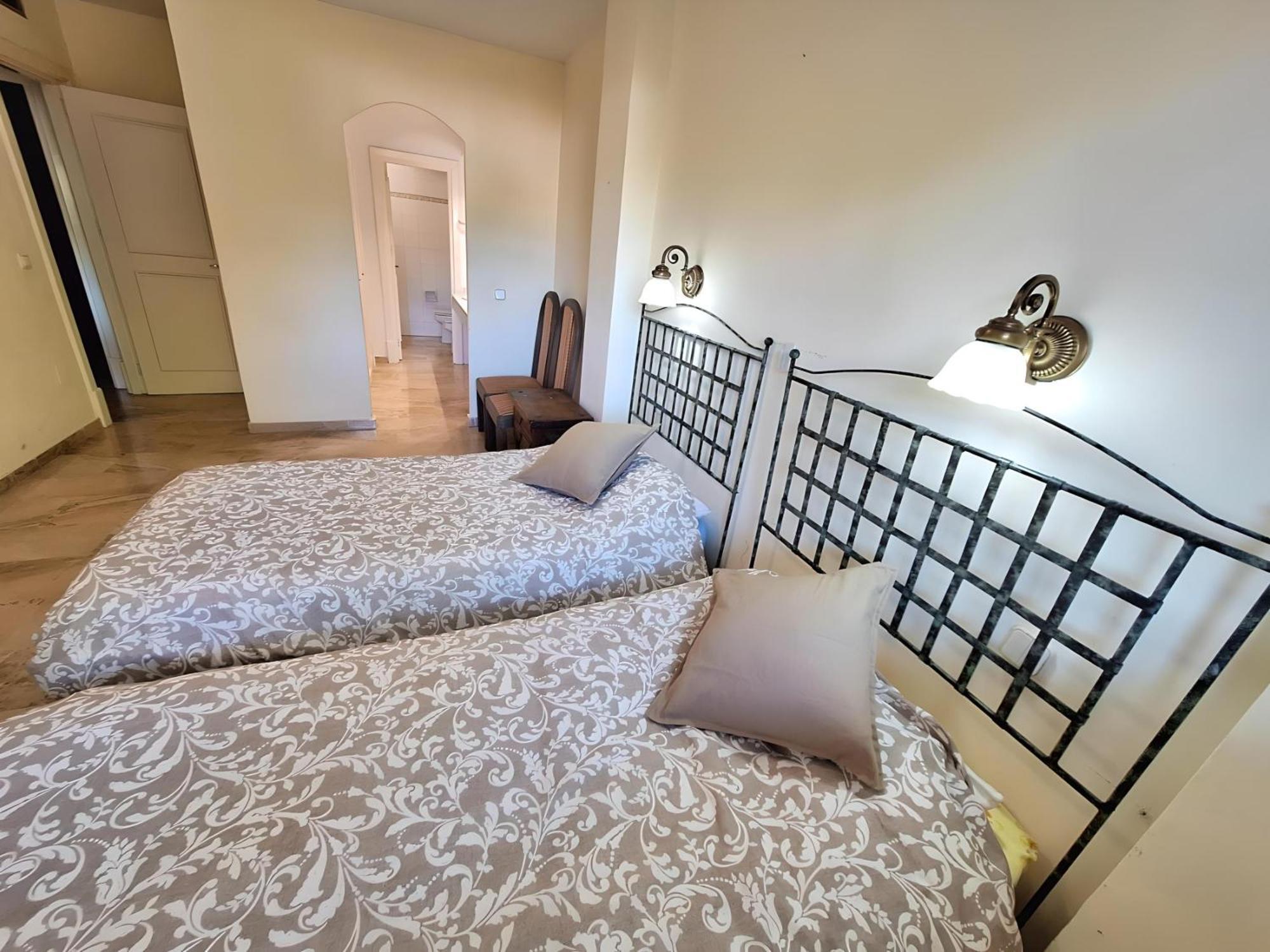 Gorgeous 2Br Apt. W/ Mountain View Puerto Banus マルベーリャ エクステリア 写真