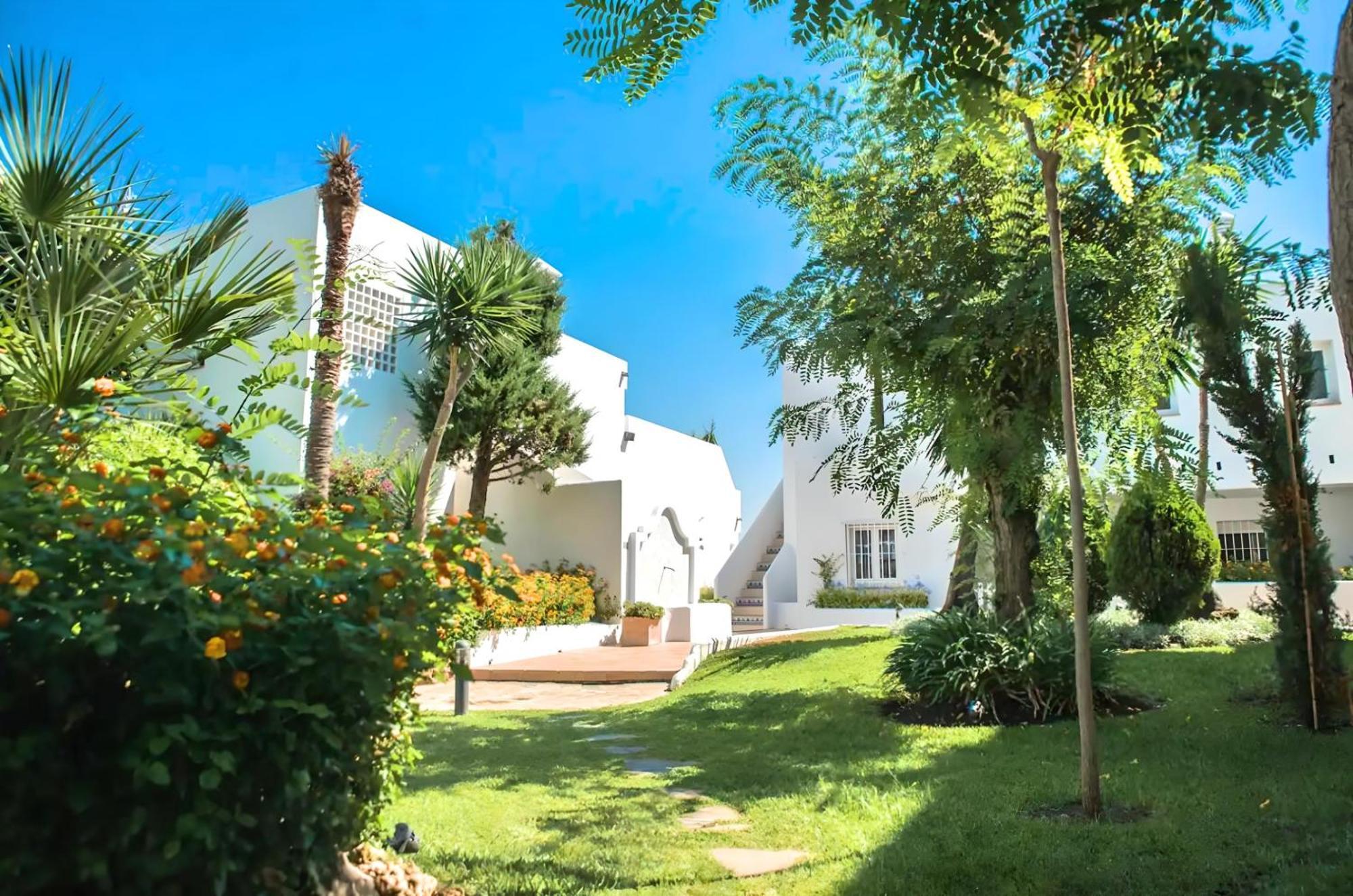 Gorgeous 2Br Apt. W/ Mountain View Puerto Banus マルベーリャ エクステリア 写真